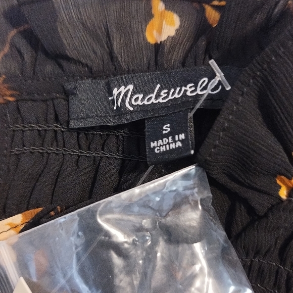 Madewell Georgette Ruffle Collar Smocked Top in Falling Freesias Women's… - Picture 6 of 7